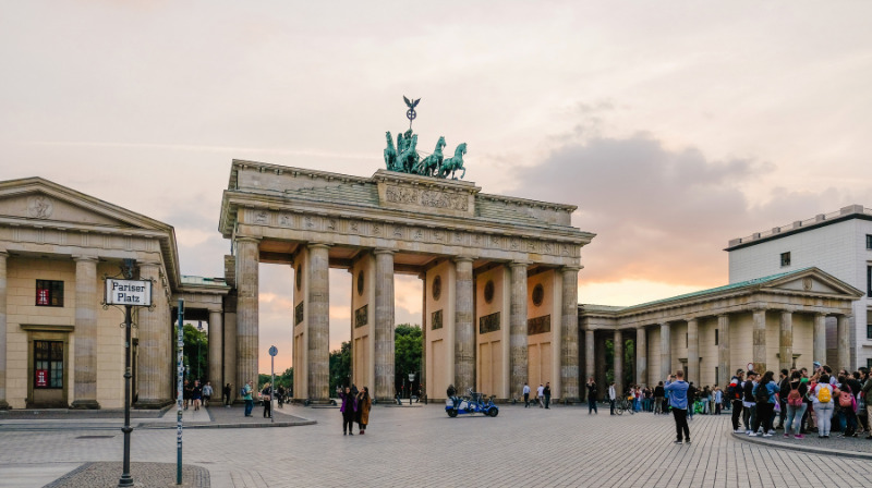 Porte de brandebourg Berlin : Visiter l’Allemagne : 9 lieux incontournables à découvrir du nord au sud.