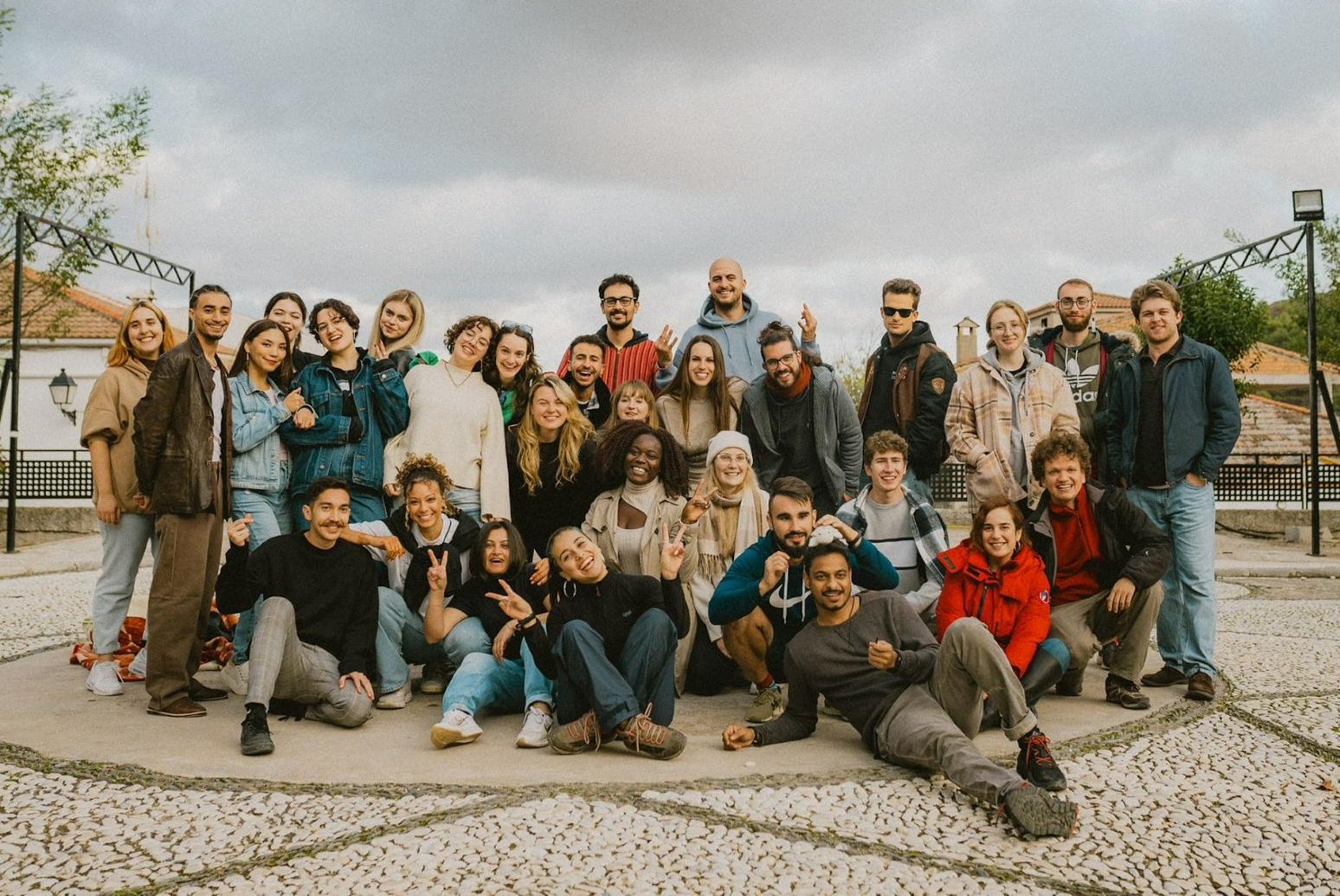 Grand groupe de jeunes volontaires européens